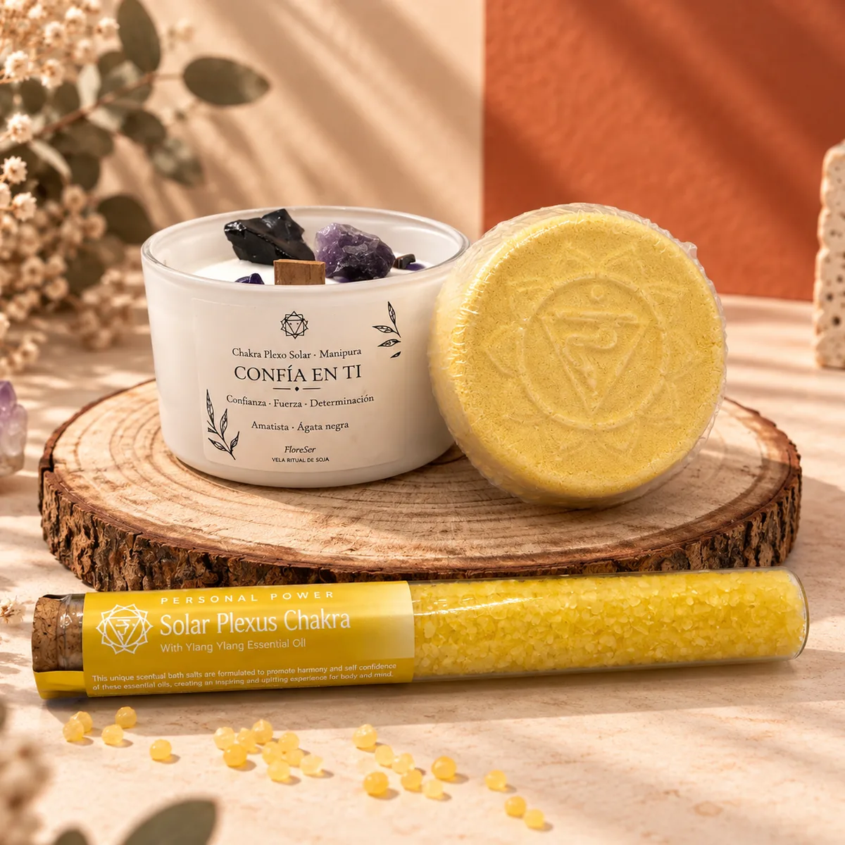 Pack ritual Chakra Plexo Solar de FloreSer: vela de soja con amatista y ágata negra, bomba y sales de baño